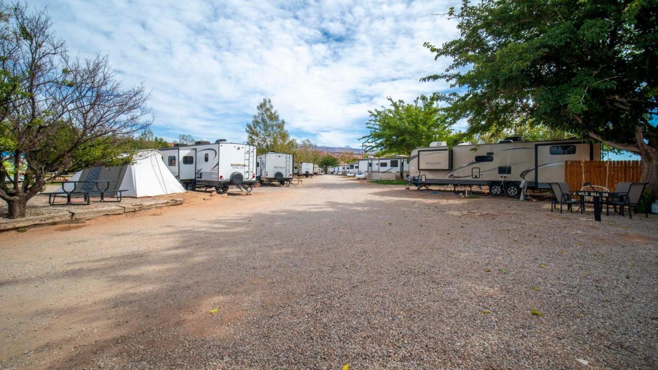 Funstays Glamping Setup Tent In Rv Park #6 Ok-T6 Moab Εξωτερικό φωτογραφία