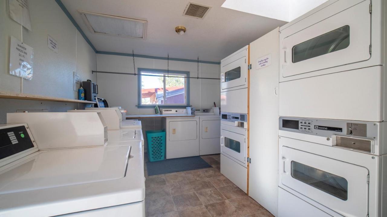 Funstays Glamping Setup Tent In Rv Park #6 Ok-T6 Moab Εξωτερικό φωτογραφία